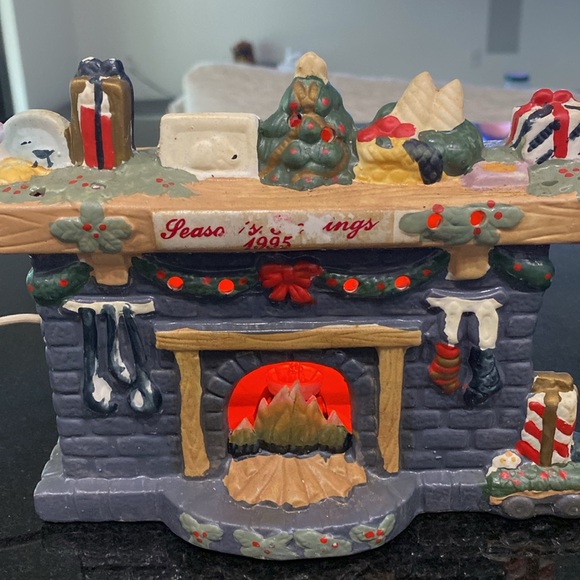 Vintage 1995 Christmas Fireplace Seasons Greetings by Badcock Home Furnishings - Picture 1 of 11